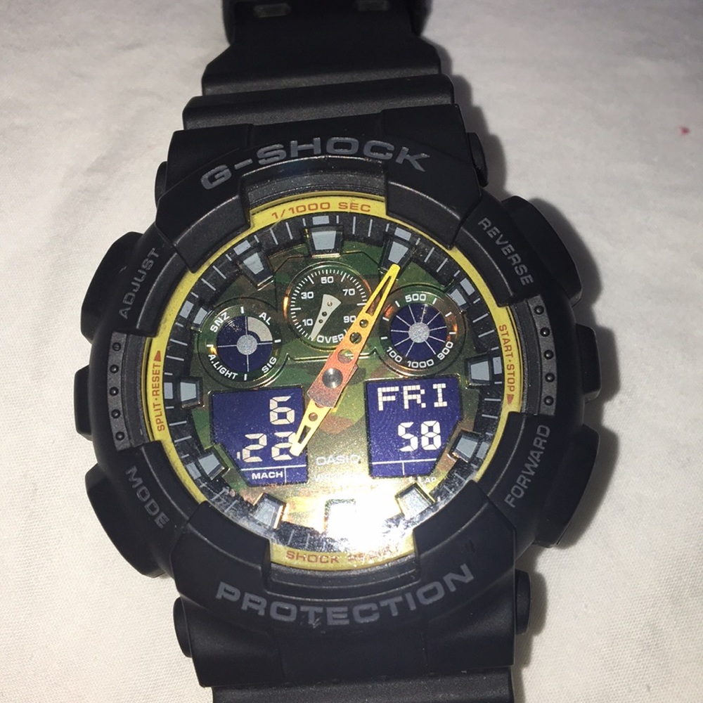 new G-Shock watch!! good condition, slightly worn!